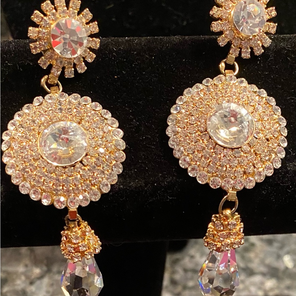 Elegant Indian Gold Crystal Drop Earrings